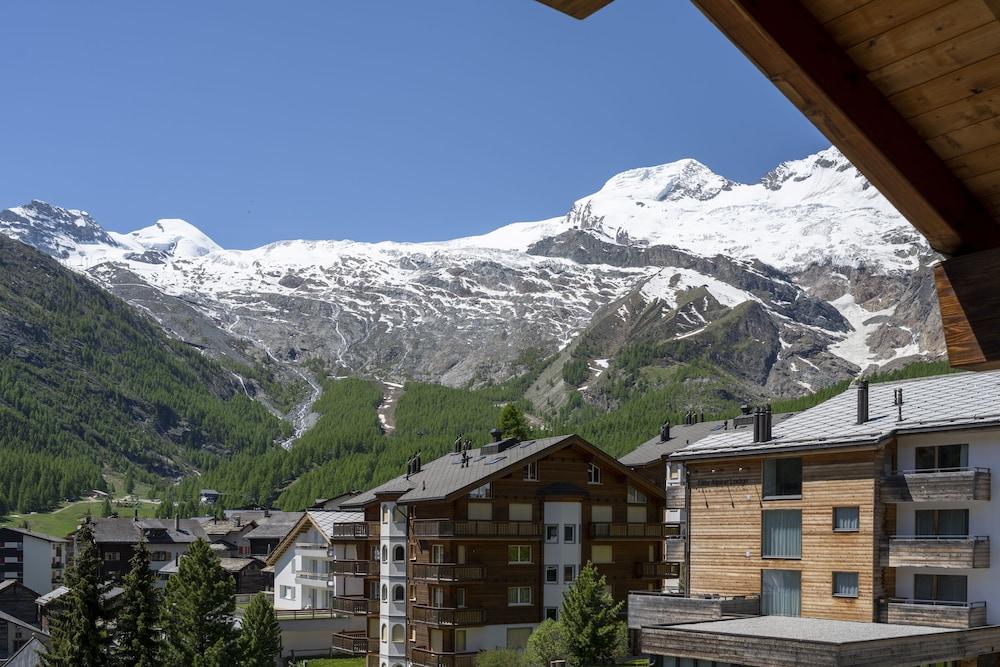 Wellnesshotel Schweizerhof Saas Fee Exterior foto