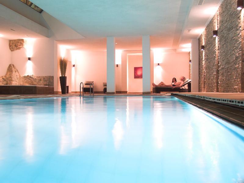 Wellnesshotel Schweizerhof Saas Fee Exterior foto