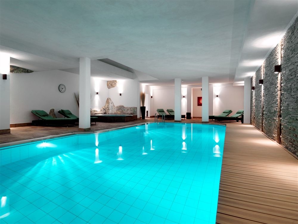 Wellnesshotel Schweizerhof Saas Fee Exterior foto